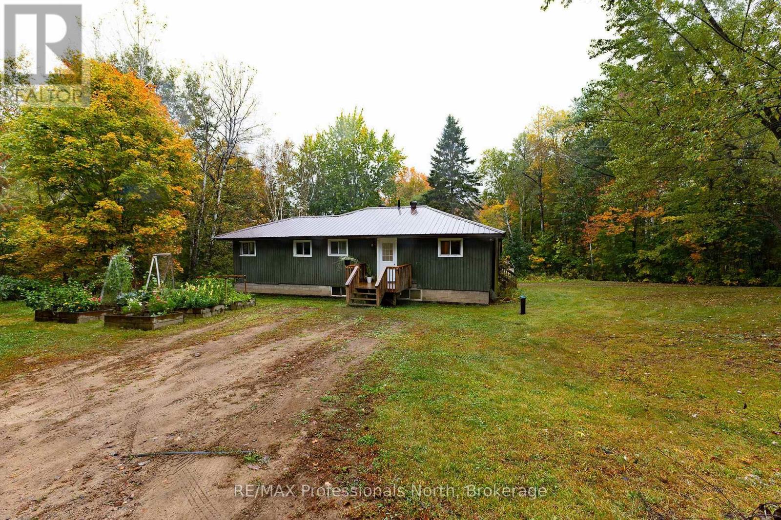 1010 Mahaffy Court, Minden Hills, Ontario  K0M 2K0 - Photo 3 - X13854780