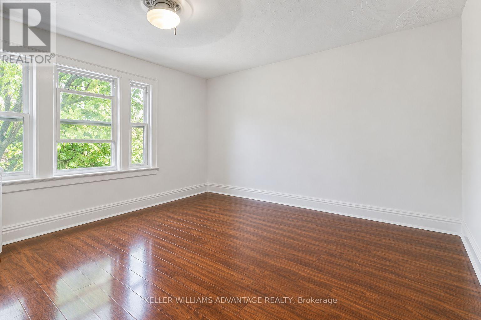 Main & 2nd - 585 Woodbine Avenue, Toronto, Ontario  M4E 2H9 - Photo 19 - E13854752