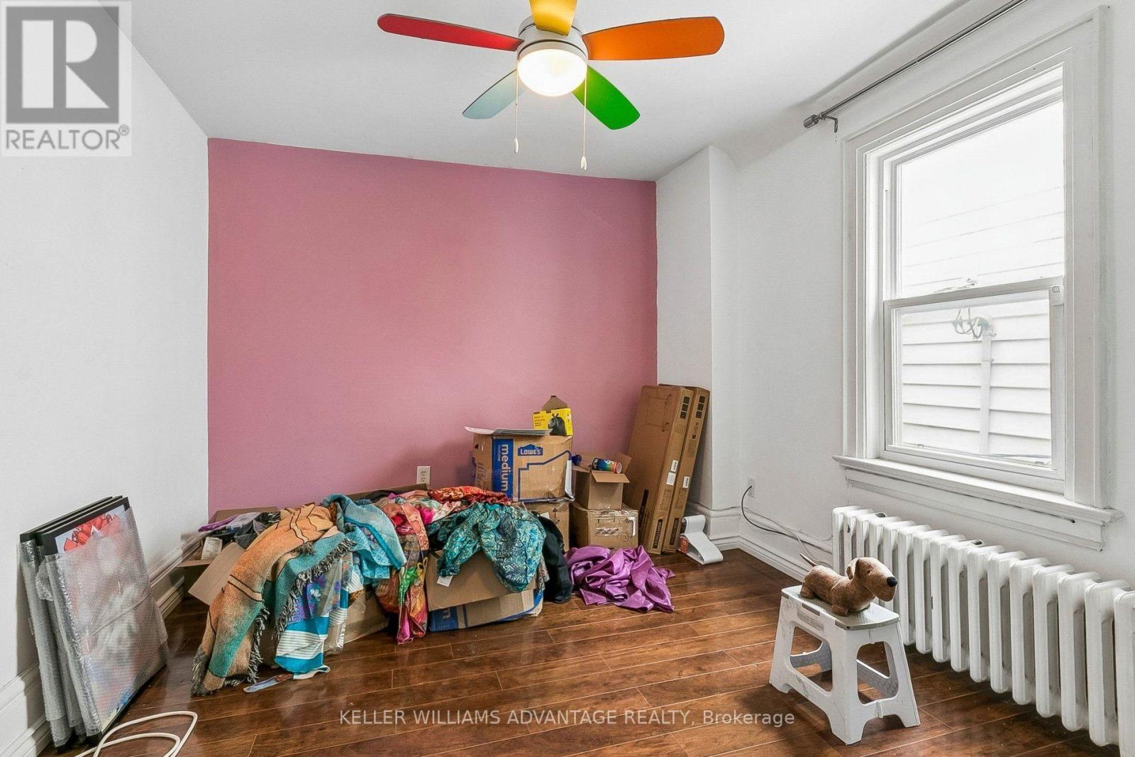 Main & 2nd - 585 Woodbine Avenue, Toronto, Ontario  M4E 2H9 - Photo 20 - E13854752