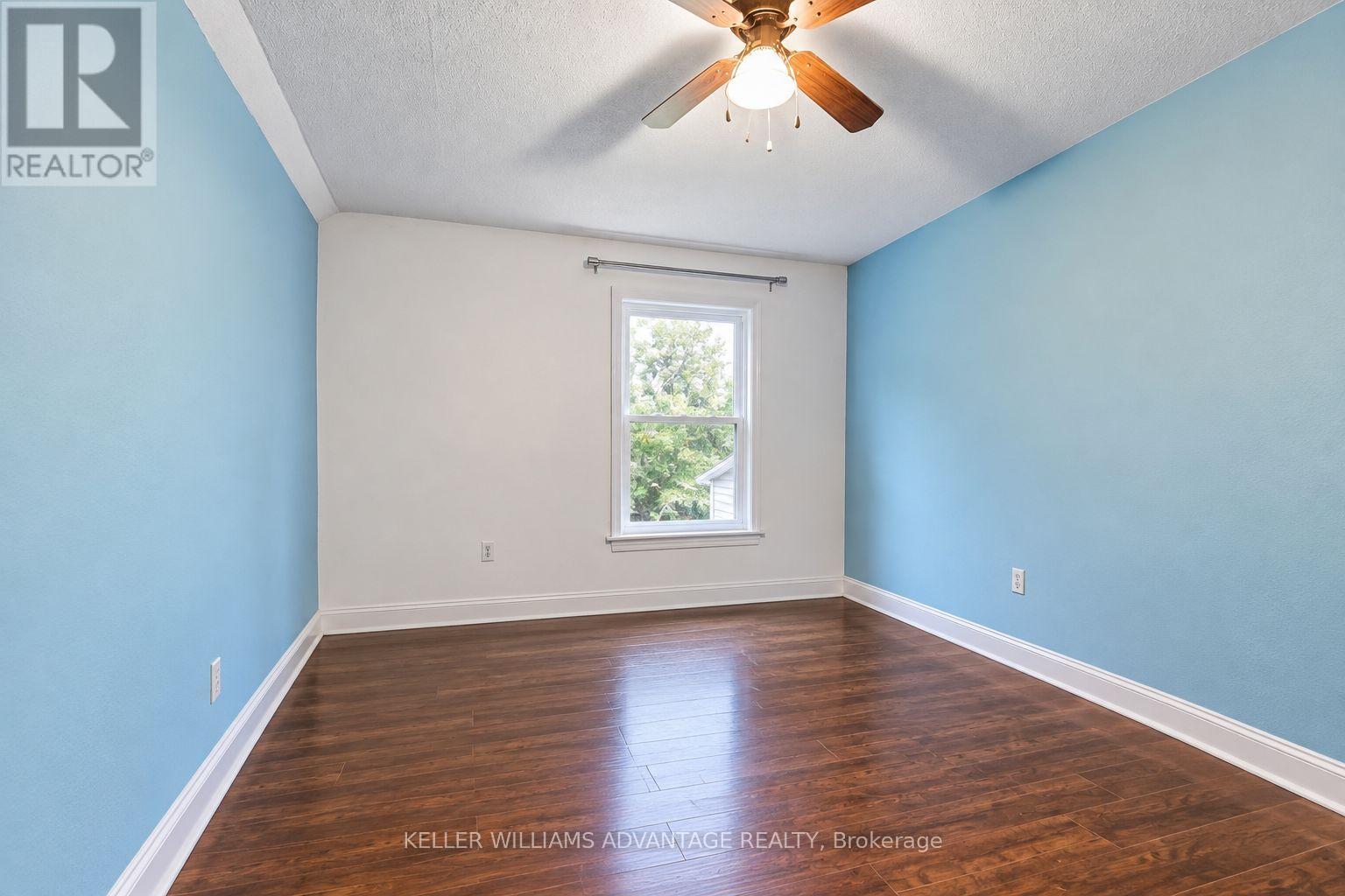 Main & 2nd - 585 Woodbine Avenue, Toronto, Ontario  M4E 2H9 - Photo 23 - E13854752