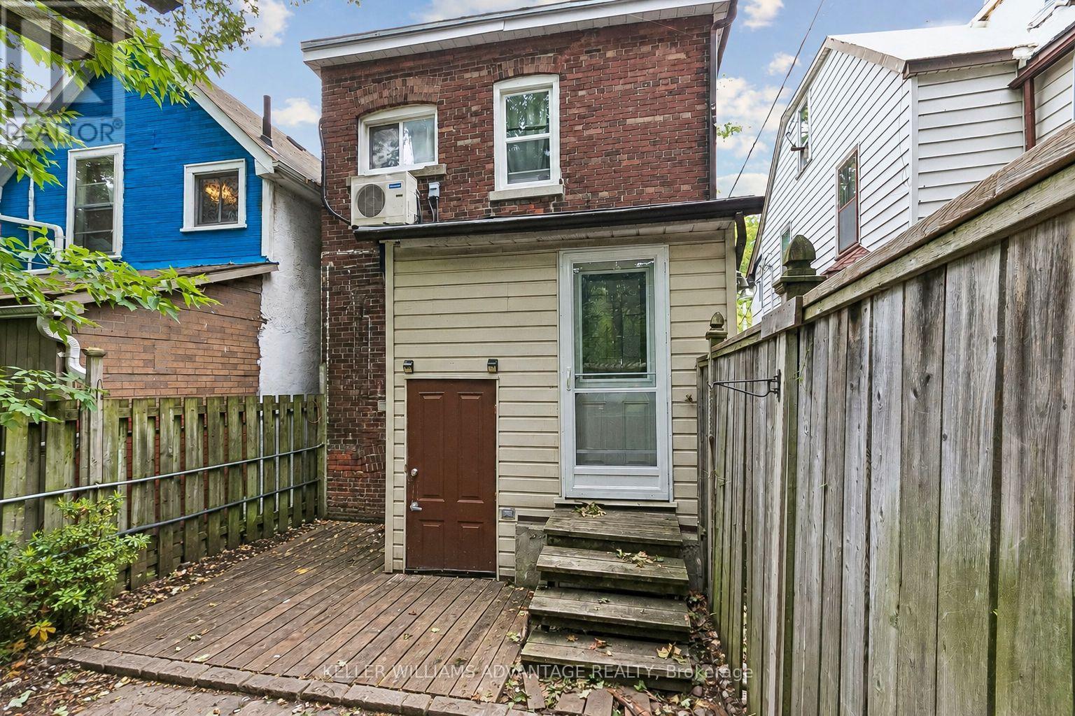 Main & 2nd - 585 Woodbine Avenue, Toronto, Ontario  M4E 2H9 - Photo 27 - E13854752