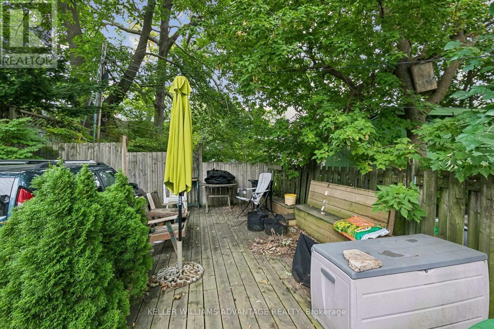 Main & 2nd - 585 Woodbine Avenue, Toronto, Ontario  M4E 2H9 - Photo 28 - E13854752