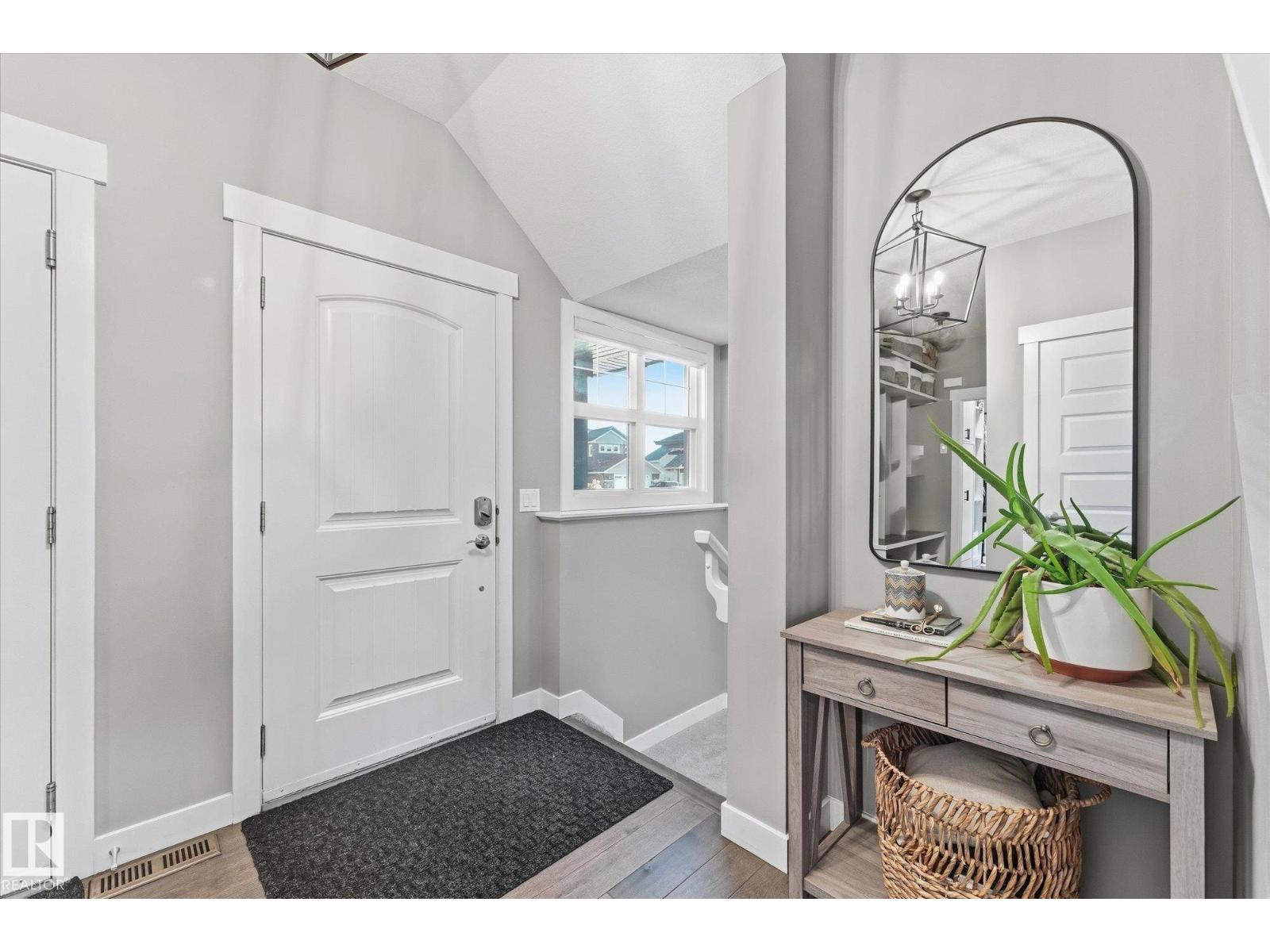 18 ALTADENA PT