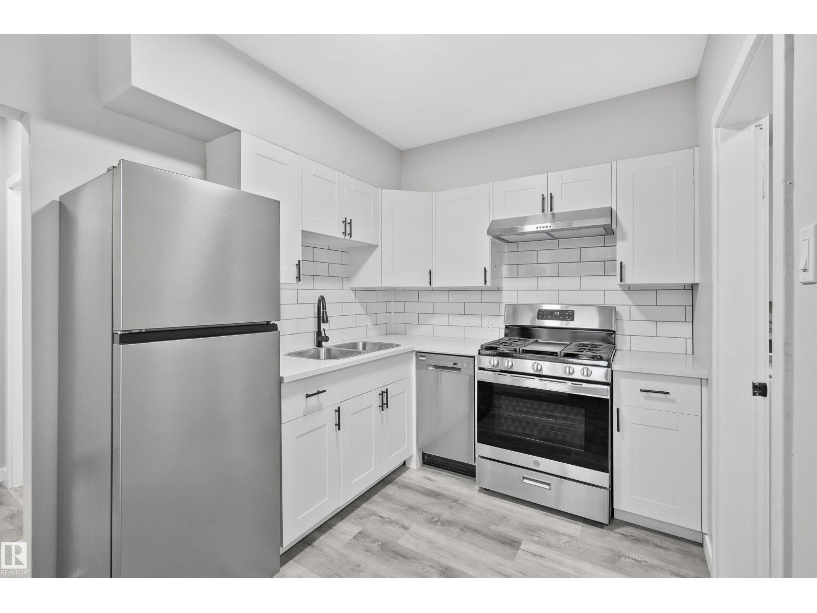 #2 10049 154 ST NW