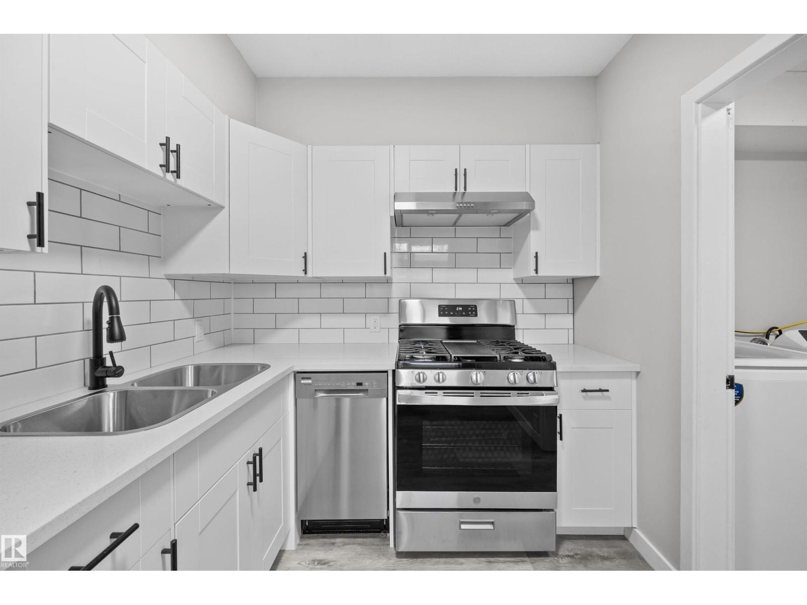 #2 10049 154 ST NW