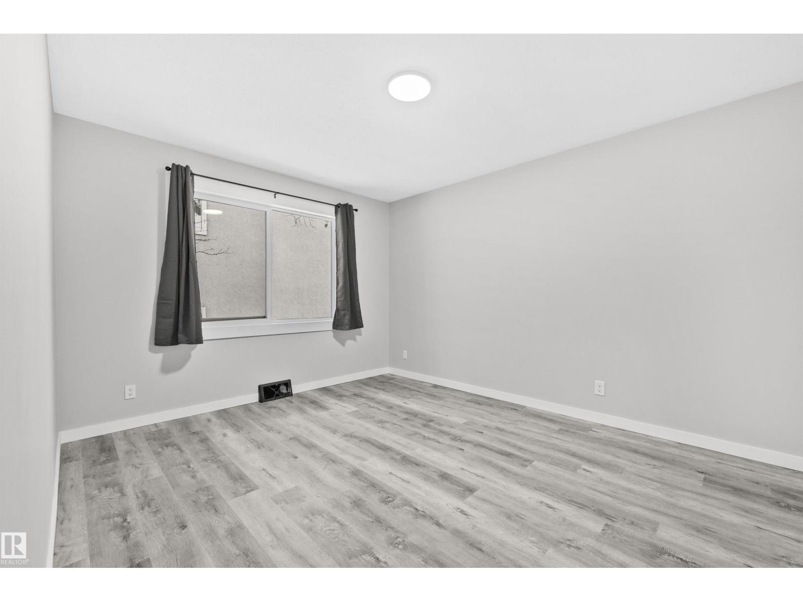 #2 10049 154 ST NW