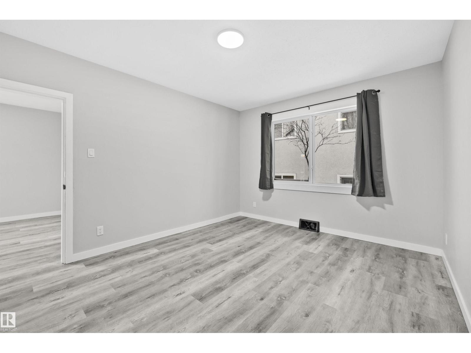 #2 10049 154 ST NW