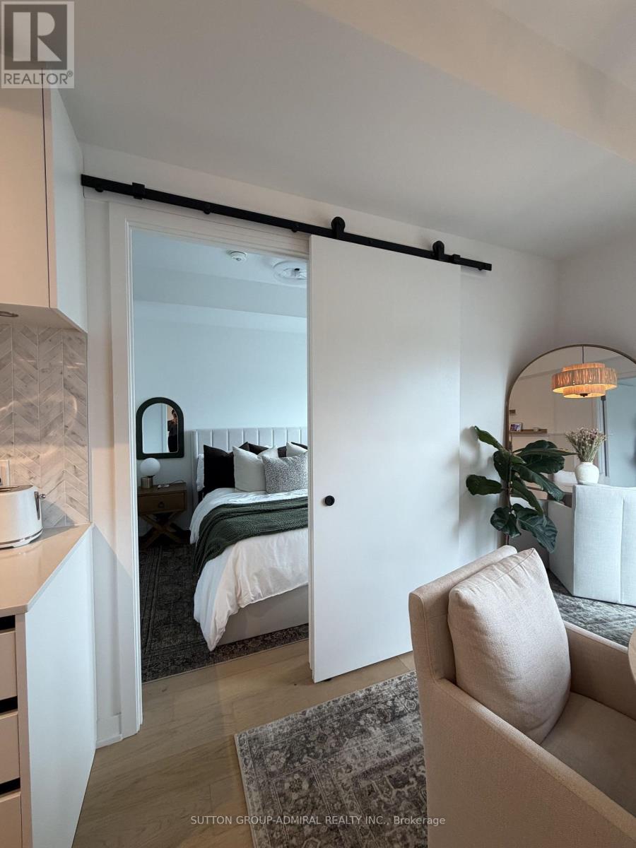 1501 - 7950 Bathurst Street, Vaughan (Beverley Glen), Ontario  L4J 0L4 - Photo 8 - N13854808