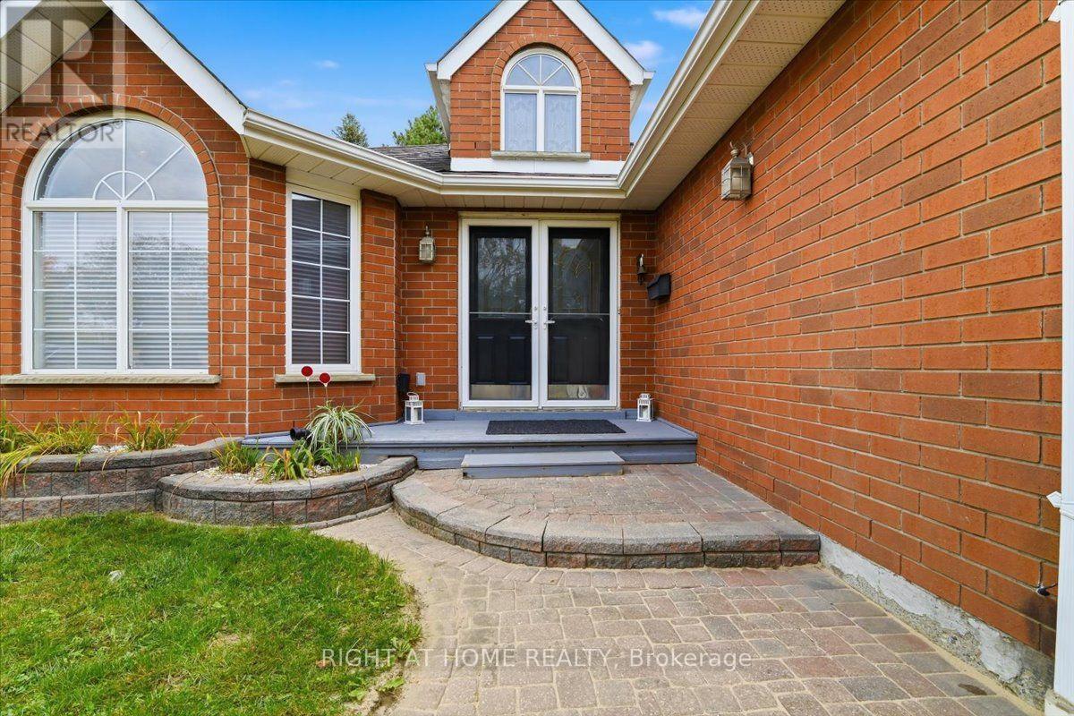 5 St John's Court, Uxbridge, Ontario  L9P 1M3 - Photo 3 - N13854828