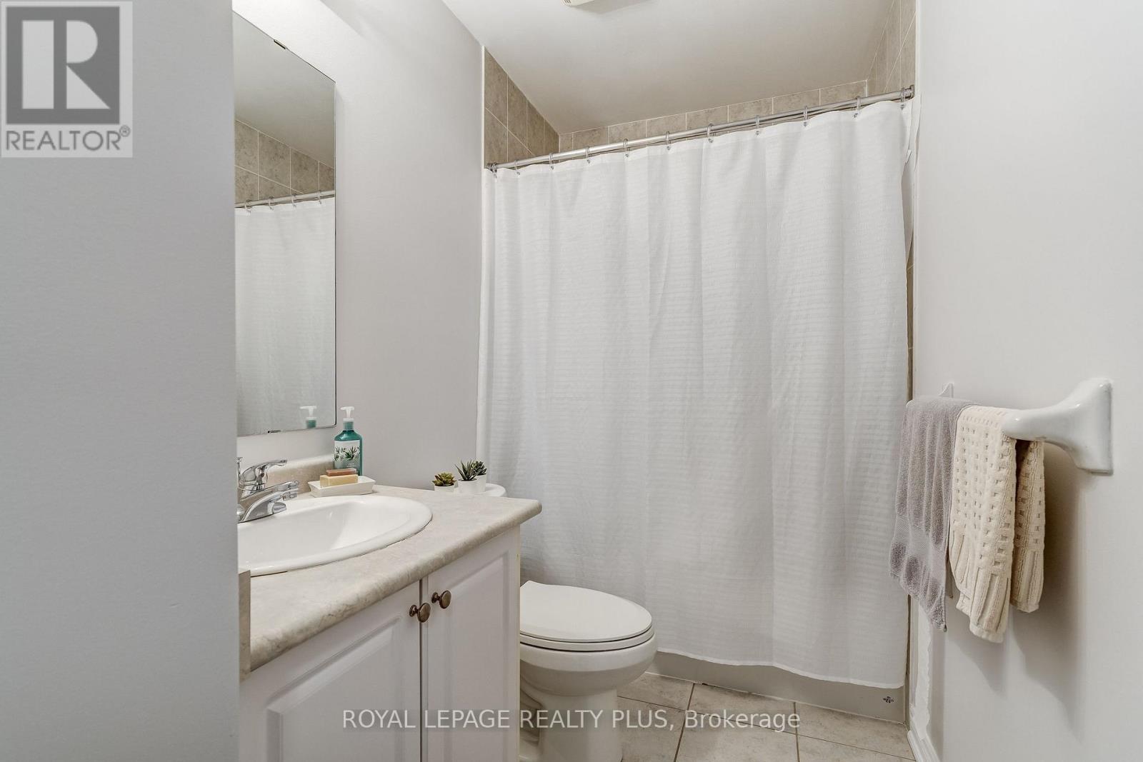 172 Lauderdale Drive, Vaughan, Ontario  L6A 0S4 - Photo 14 - N13854896