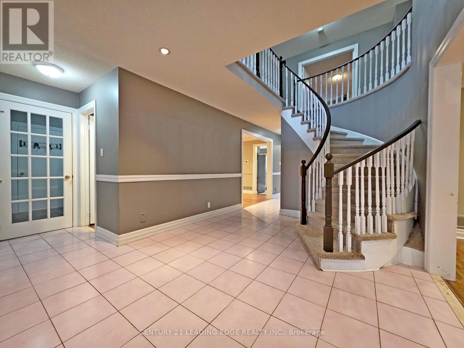 14 Hadera Place, Georgina, Ontario  L4P 3N6 - Photo 6 - N13854972
