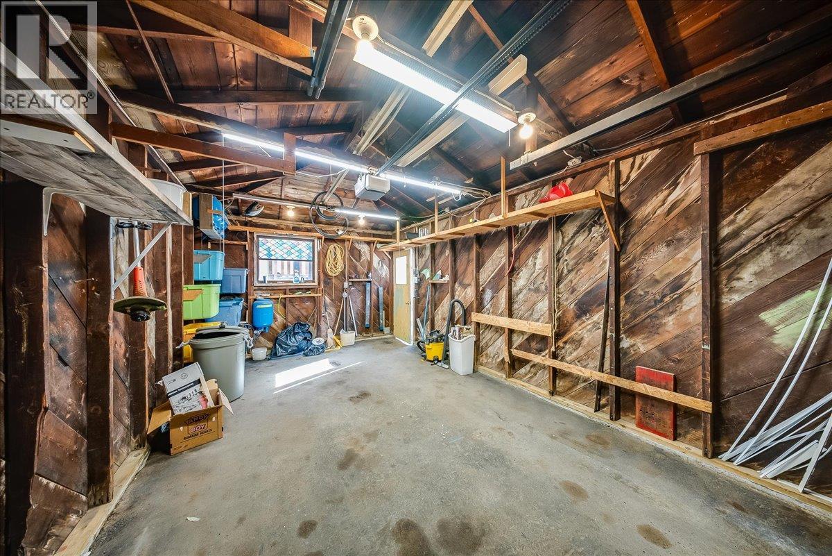 14 Hillside Drive