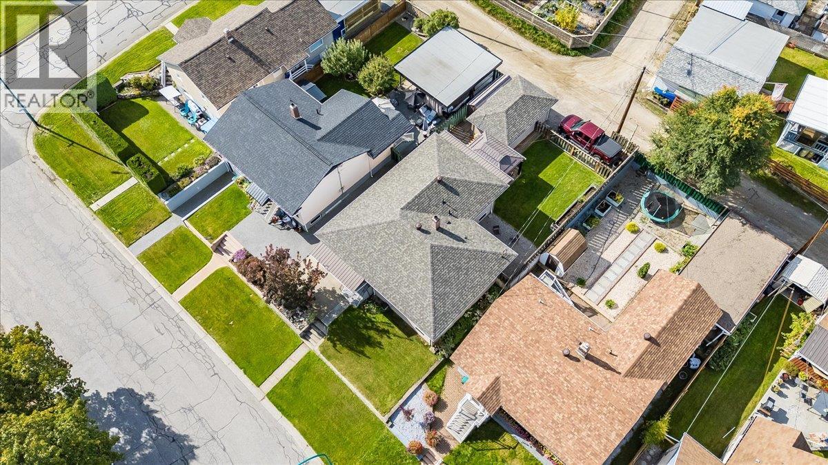 14 Hillside Drive