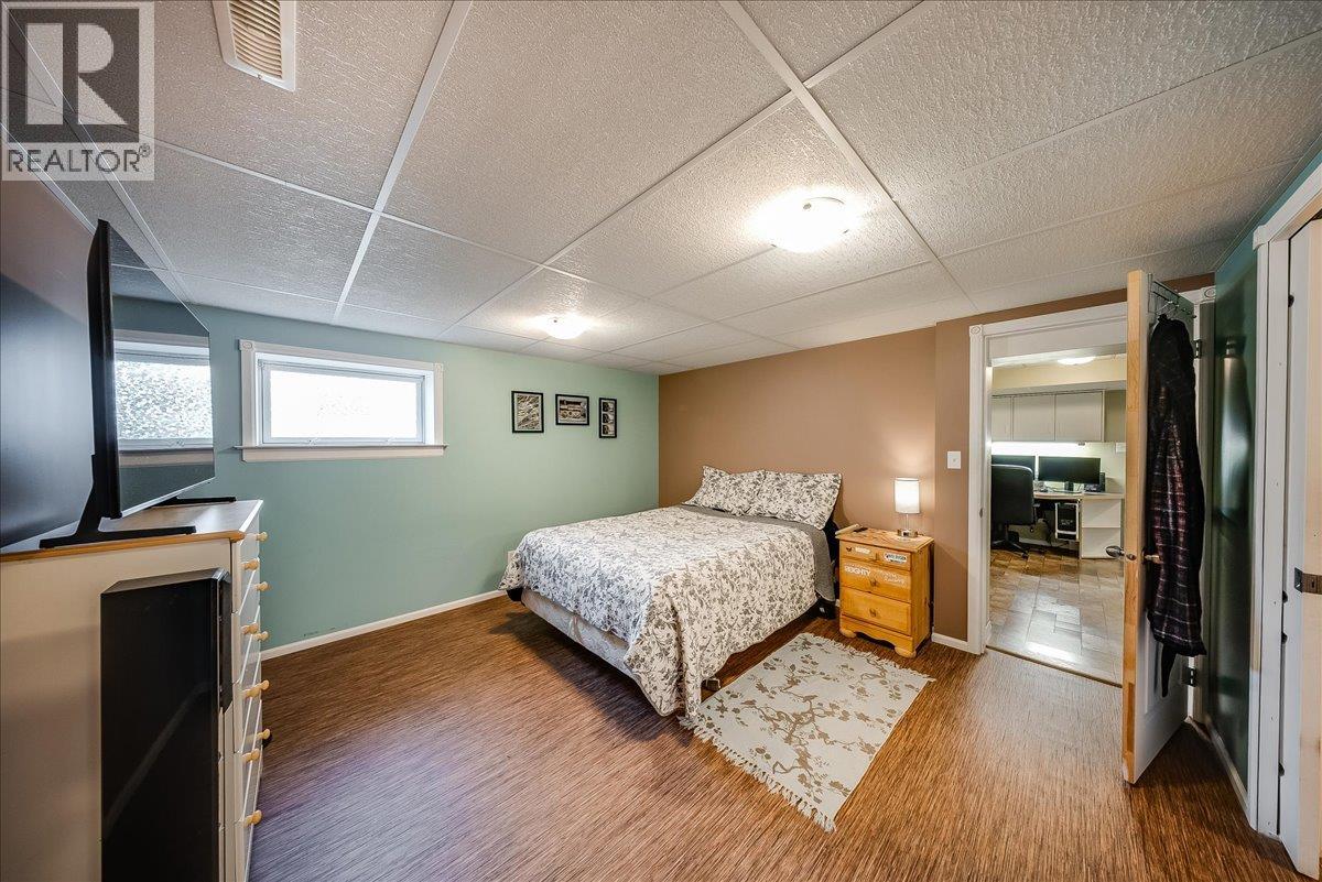 14 Hillside Drive