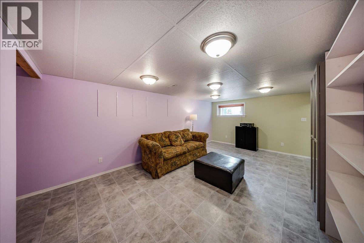 14 Hillside Drive