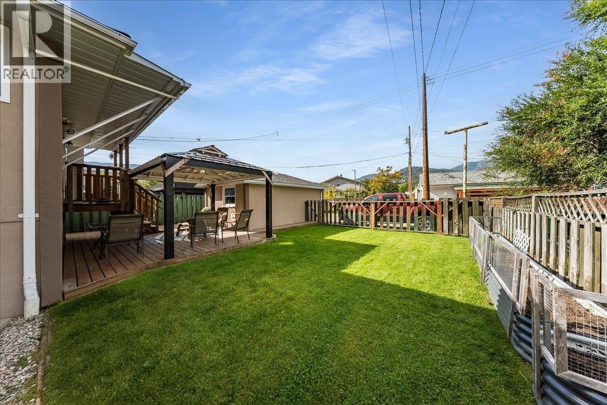 14 Hillside Drive