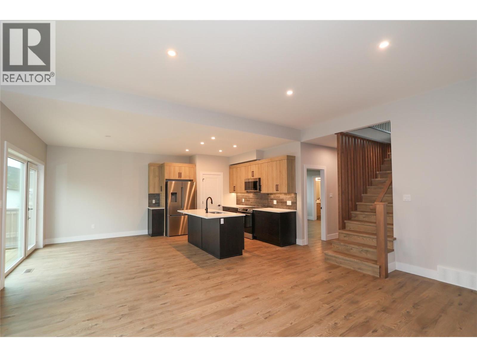 726 St Mary River Drive, Kimberley, British Columbia  V1A 3J3 - Photo 8 - 10402200