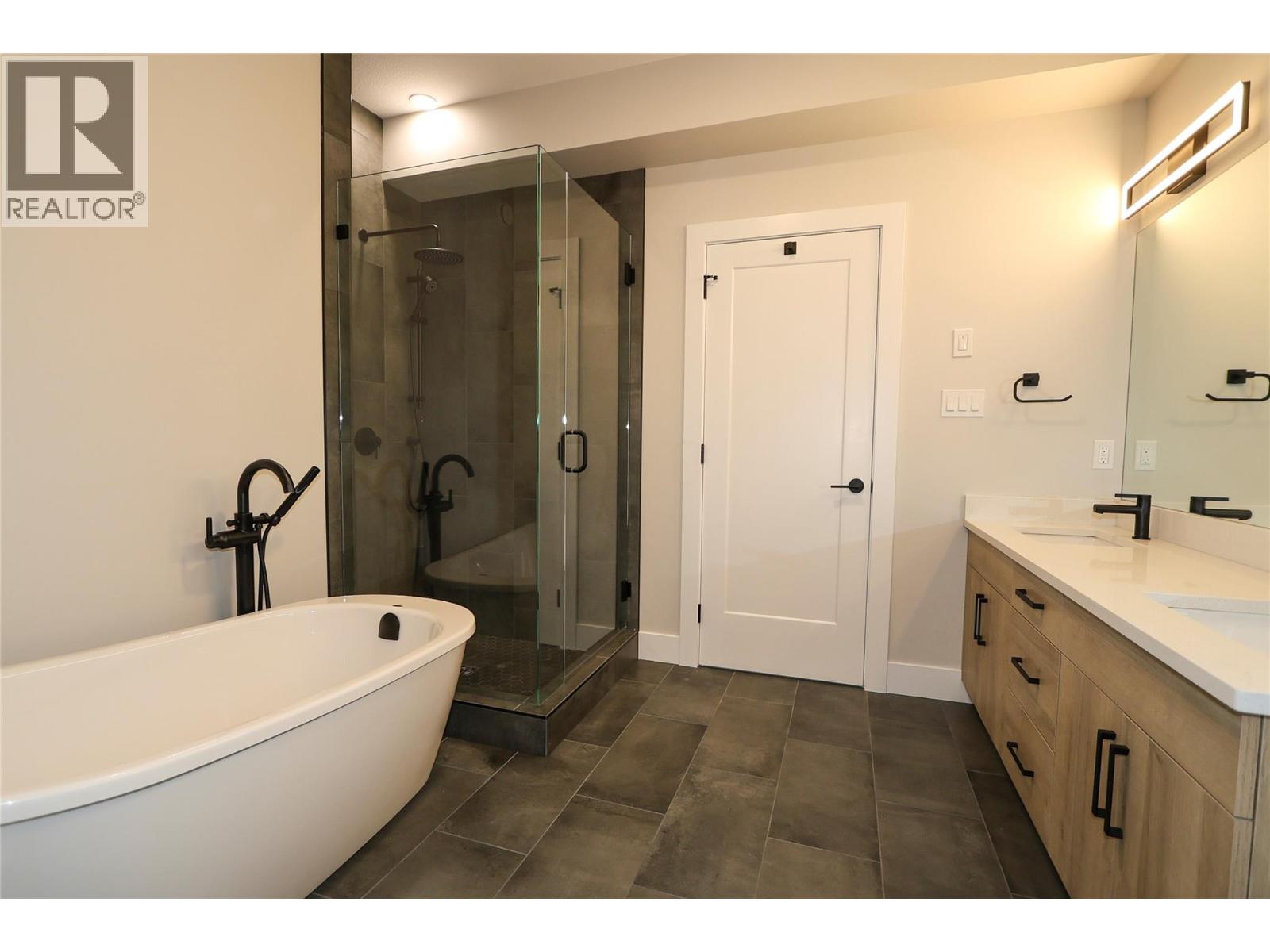 726 St Mary River Drive, Kimberley, British Columbia  V1A 3J3 - Photo 18 - 10402200