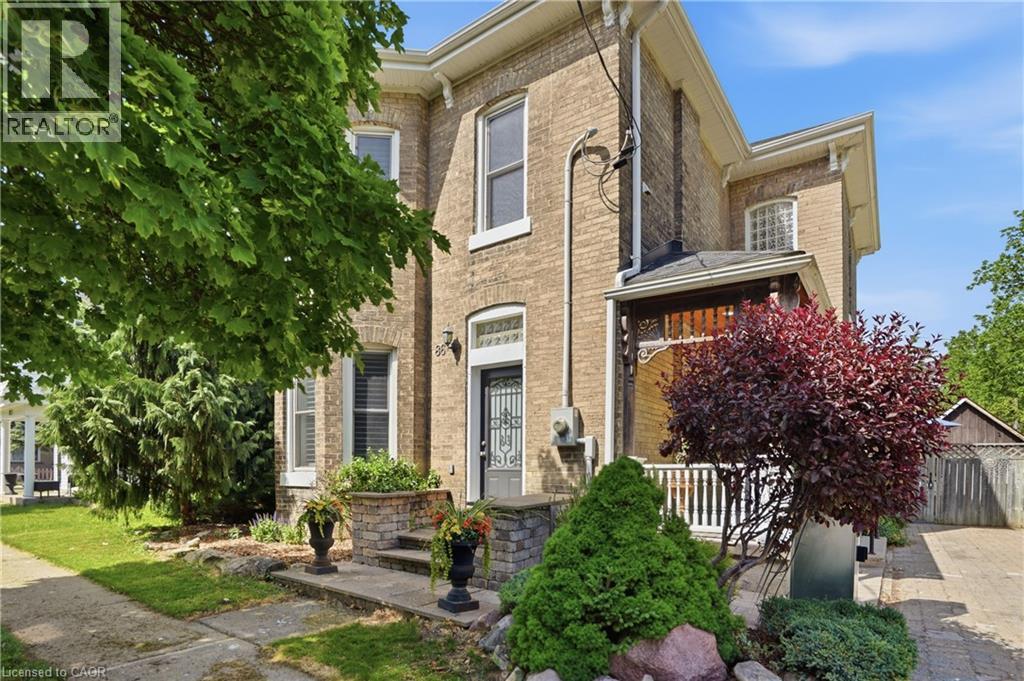 86 OAK Street, Brantford, Ontario