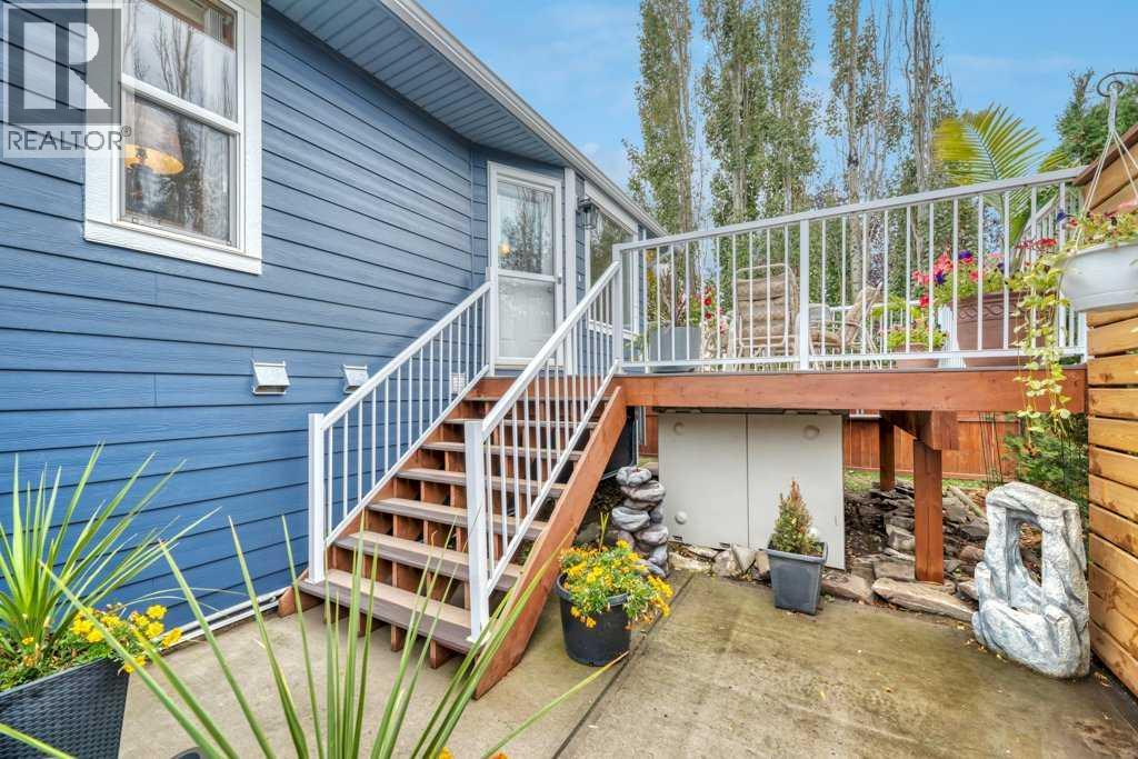 409 Strathford Bay
