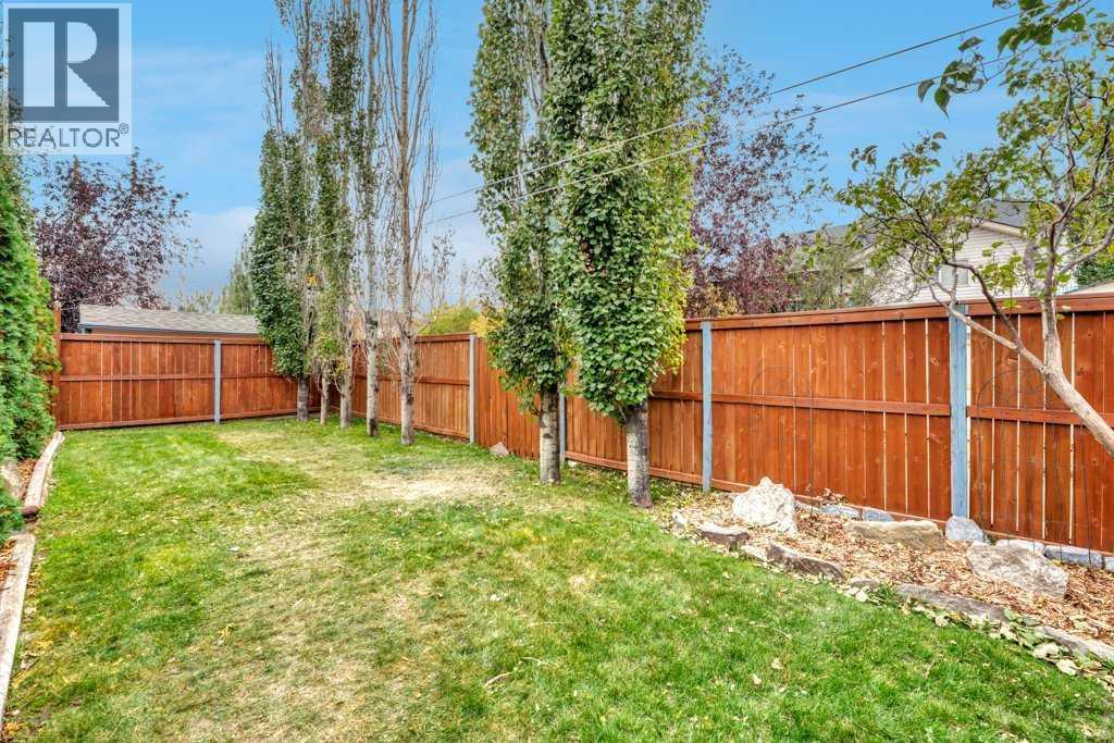 409 Strathford Bay