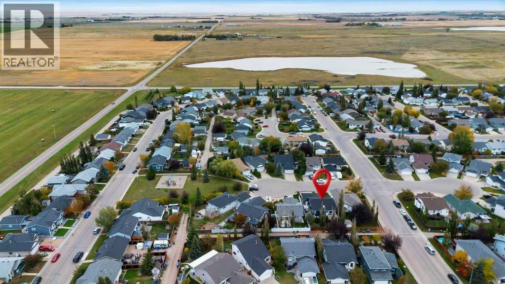 409 Strathford Bay
