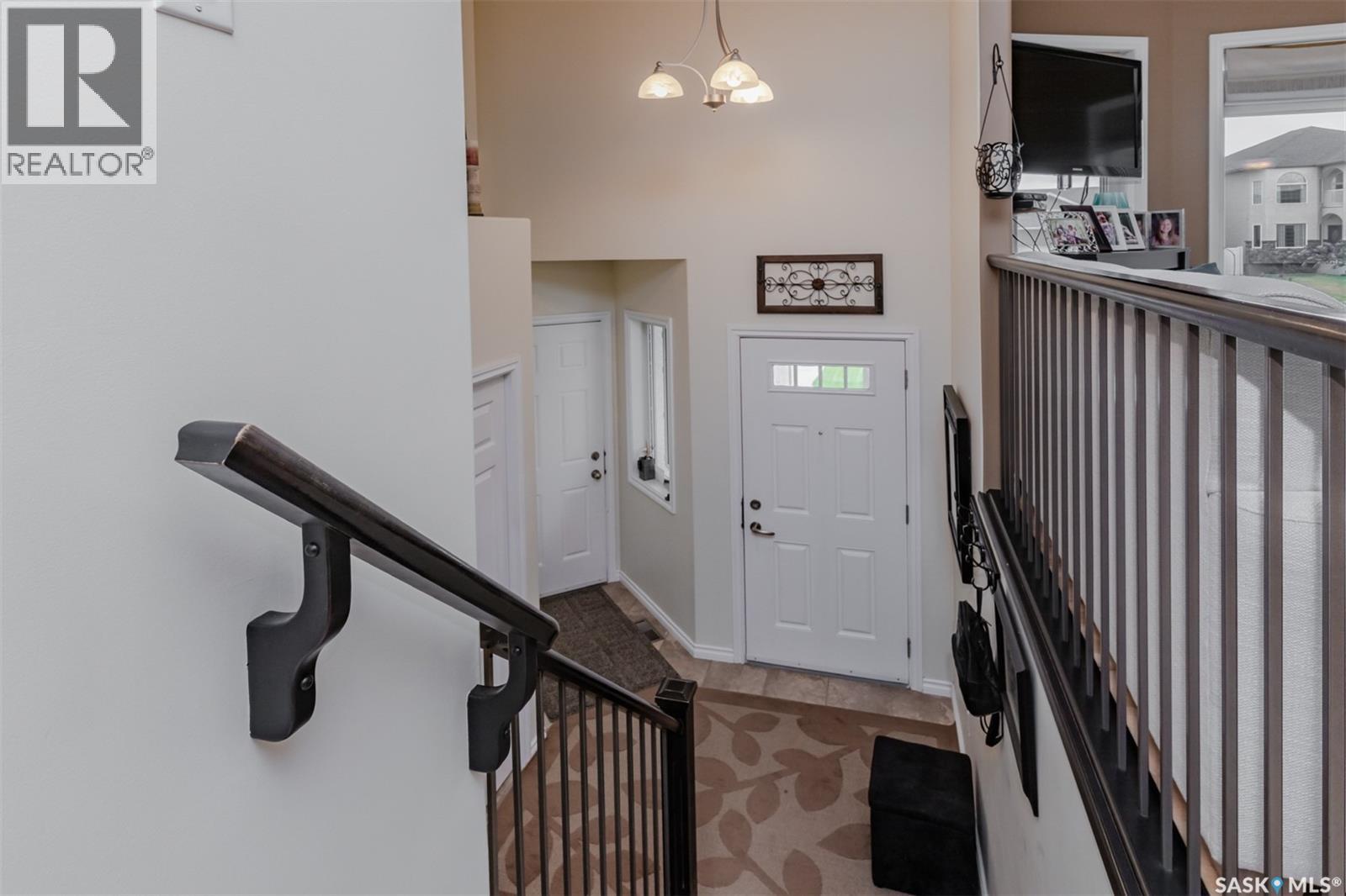 322 Nicklaus Drive, Warman, Saskatchewan  S0K 0A1 - Photo 3 - SK050199