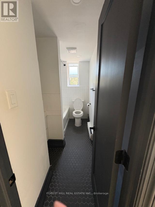 301 - 204 Kingston Road, Toronto, Ontario  M4L 1S7 - Photo 14 - E13843172