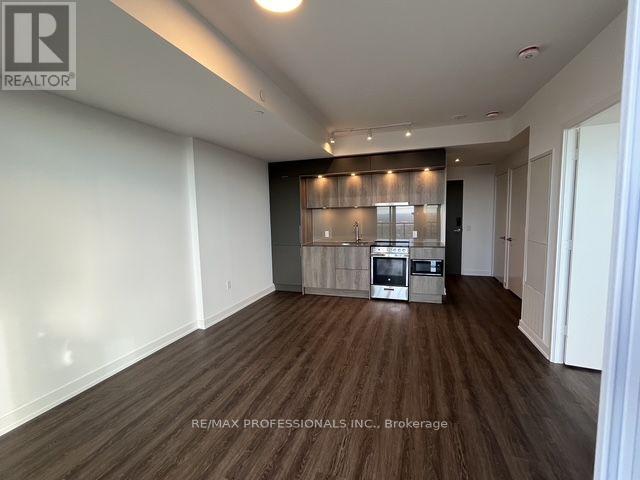 7004 - 448 Burnhamthorpe Road W, Mississauga, Ontario  L5B 0R4 - Photo 3 - W13854700
