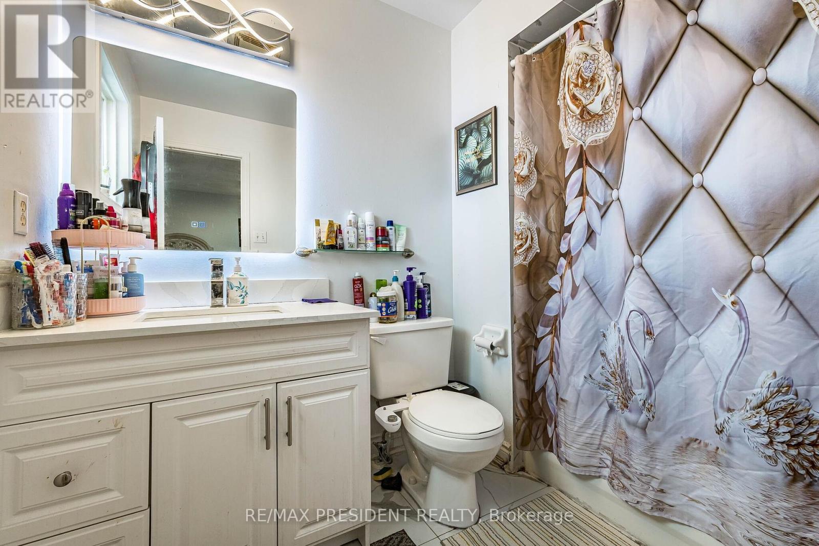 69 Sunny Meadow Boulevard, Brampton, Ontario  L6R 1Y7 - Photo 26 - W13854704
