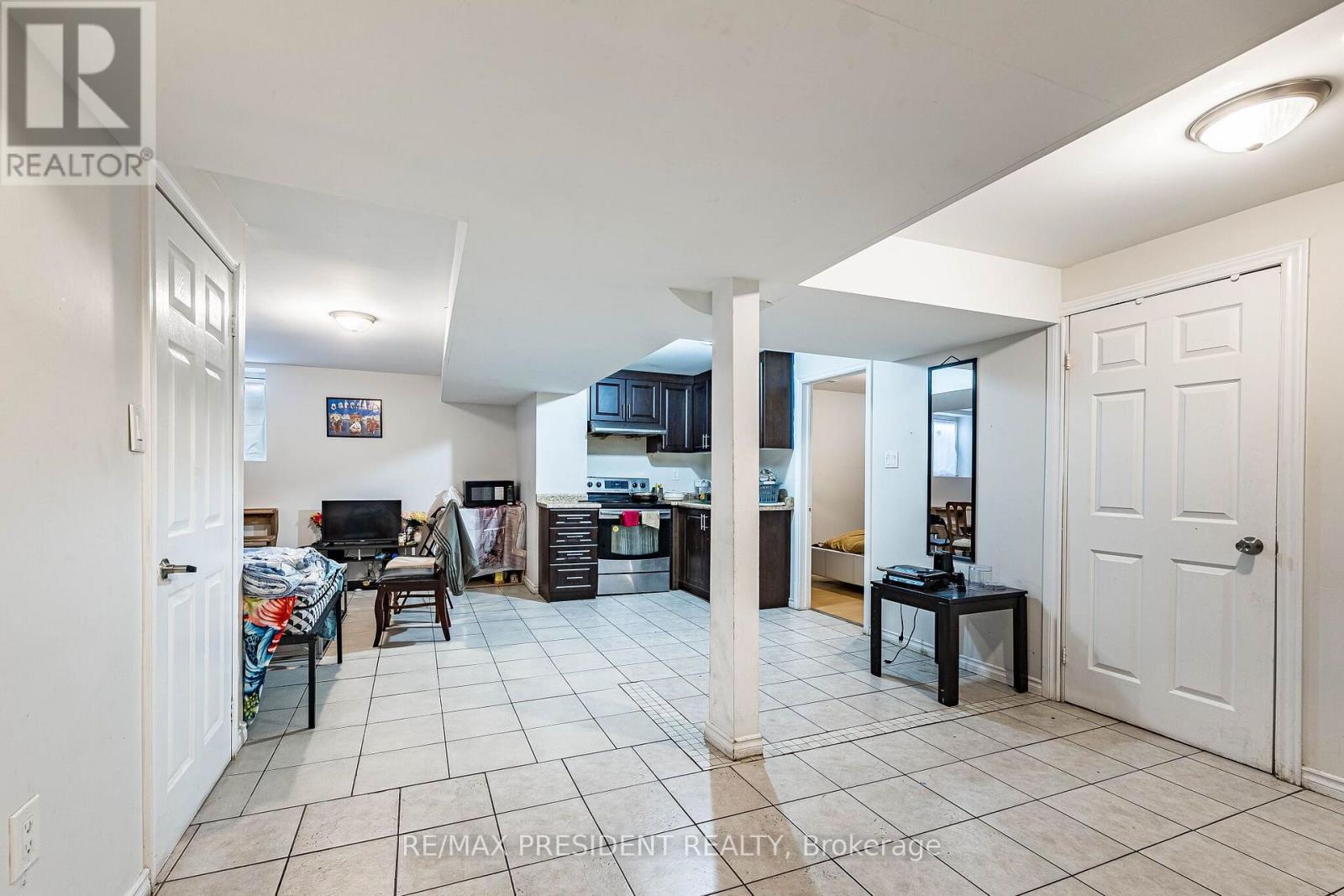 69 Sunny Meadow Boulevard, Brampton, Ontario  L6R 1Y7 - Photo 36 - W13854704