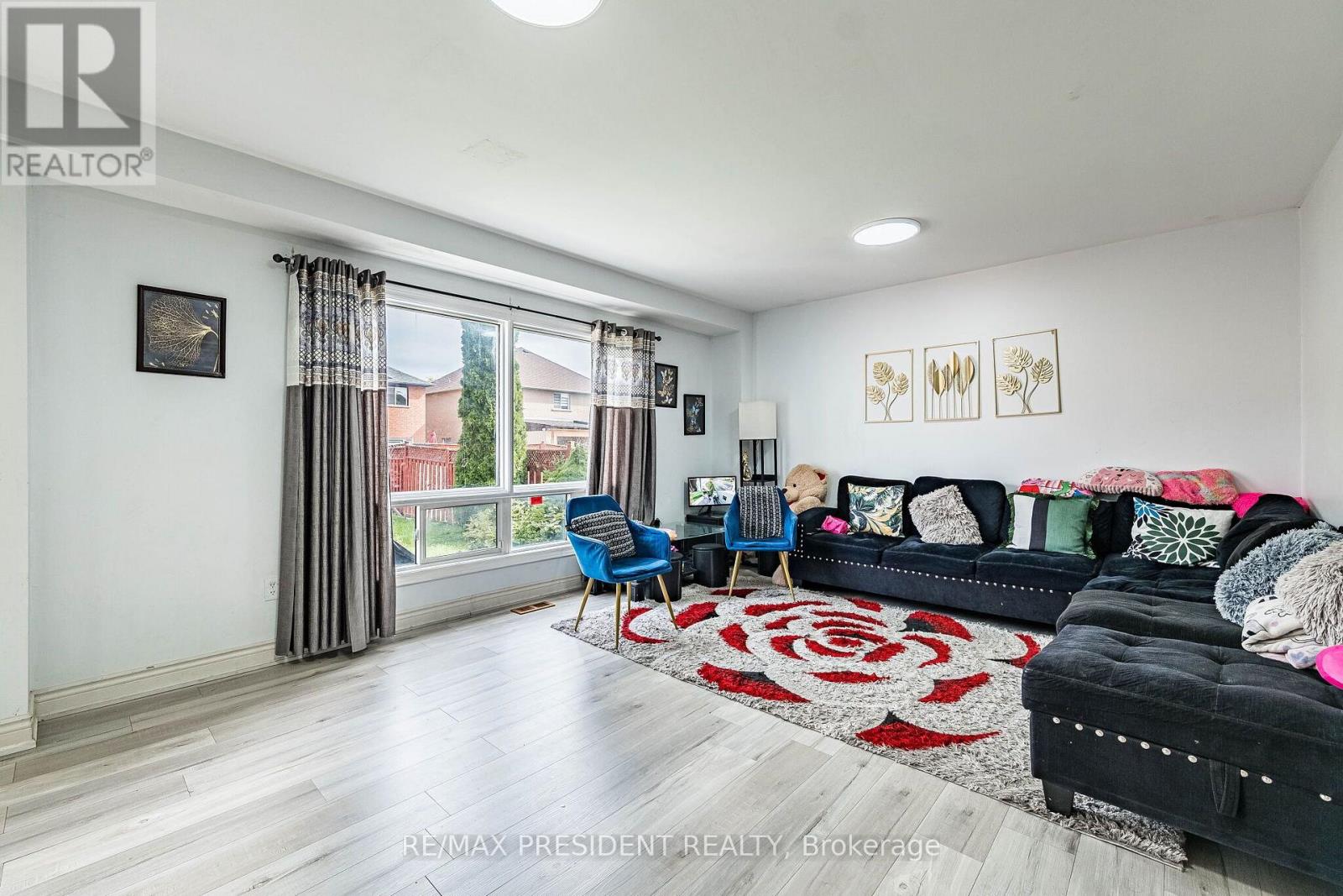 69 Sunny Meadow Boulevard, Brampton, Ontario  L6R 1Y7 - Photo 9 - W13854704