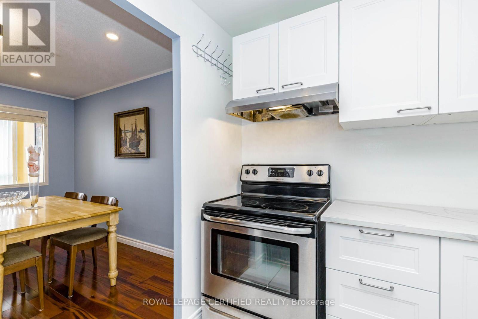 Ph15 - 155 Hillcrest Avenue, Mississauga, Ontario  L5B 3Z2 - Photo 14 - W13854718