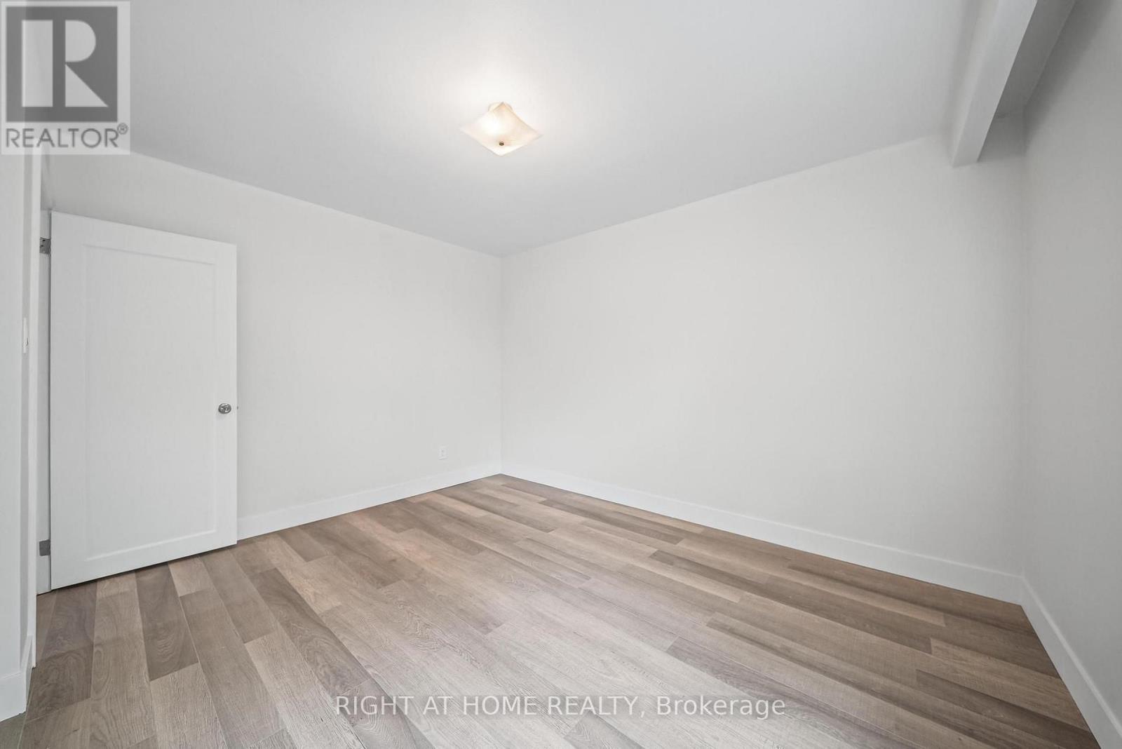 3 - 32 Vanevery Street, Toronto, Ontario  M8V 1Y6 - Photo 15 - W13854818
