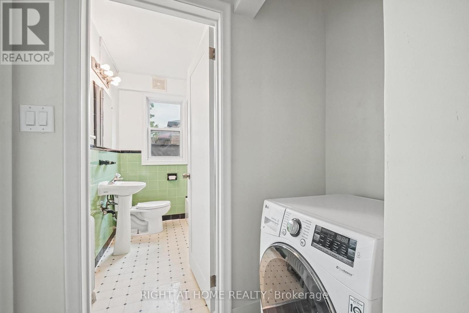 3 - 32 Vanevery Street, Toronto, Ontario  M8V 1Y6 - Photo 19 - W13854818