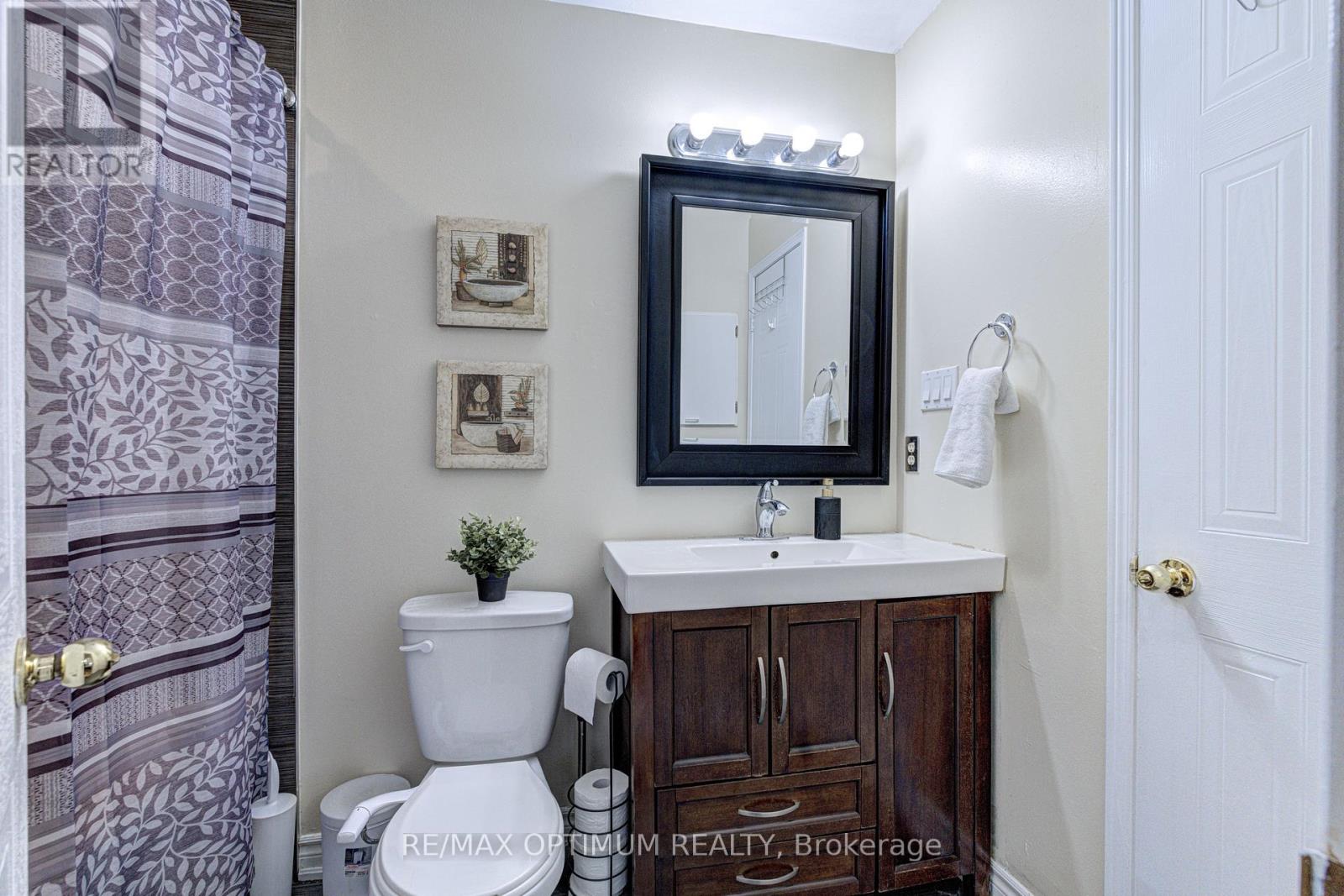51 Goldenlight Circle, Brampton, Ontario  L6X 4N6 - Photo 20 - W13854832