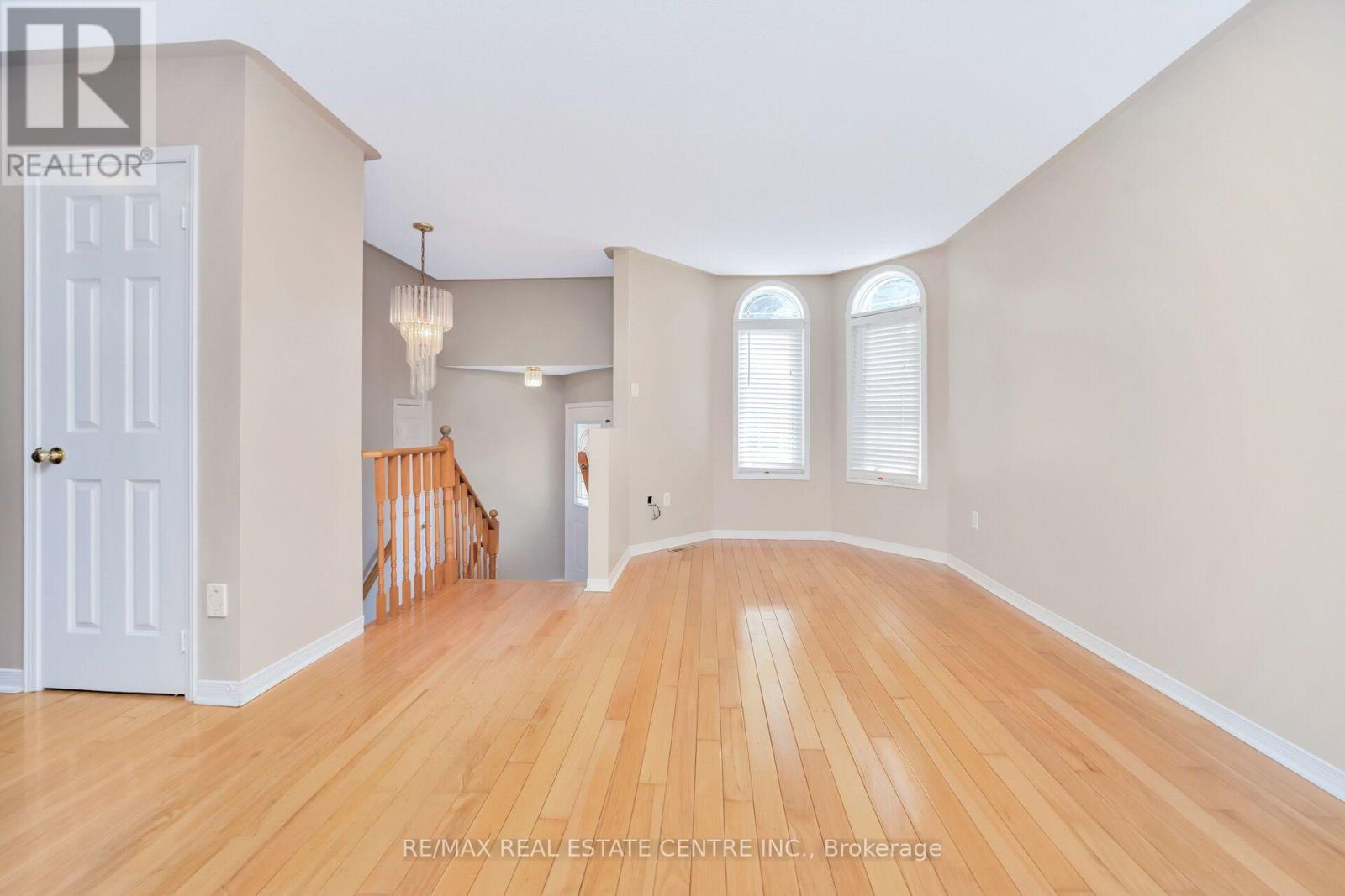 111 Springview Drive, Brampton, Ontario  L6X 4K3 - Photo 13 - W13854912
