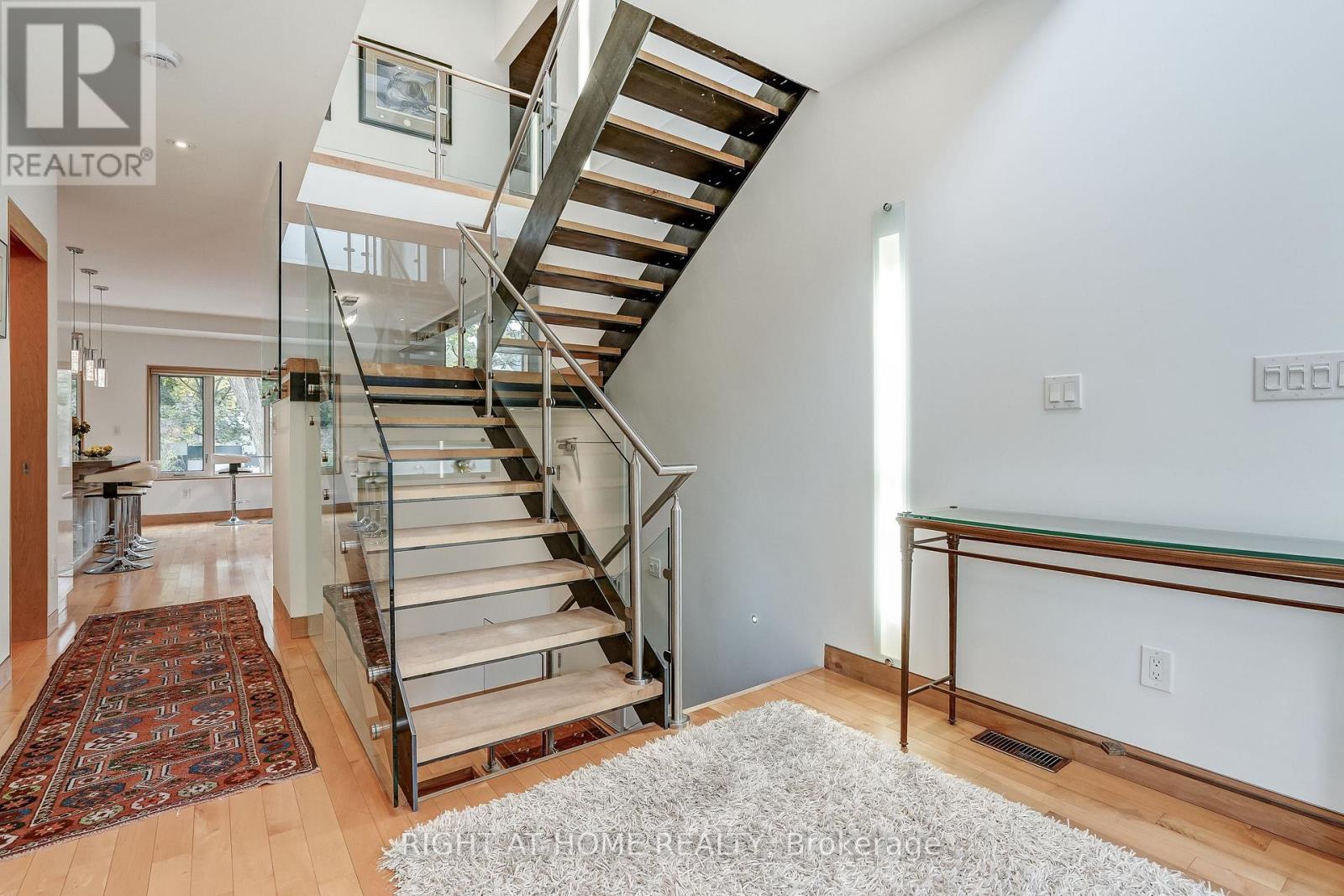 17 Ashfield Drive, Toronto, Ontario  M9C 4T4 - Photo 4 - W13855010