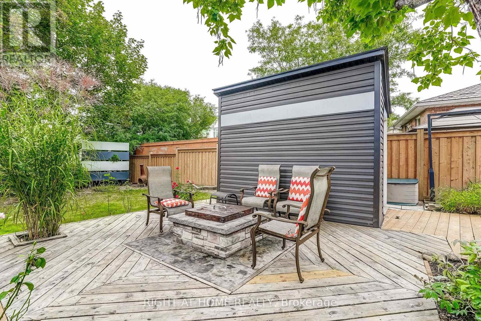 17 Ashfield Drive, Toronto, Ontario  M9C 4T4 - Photo 46 - W13855010