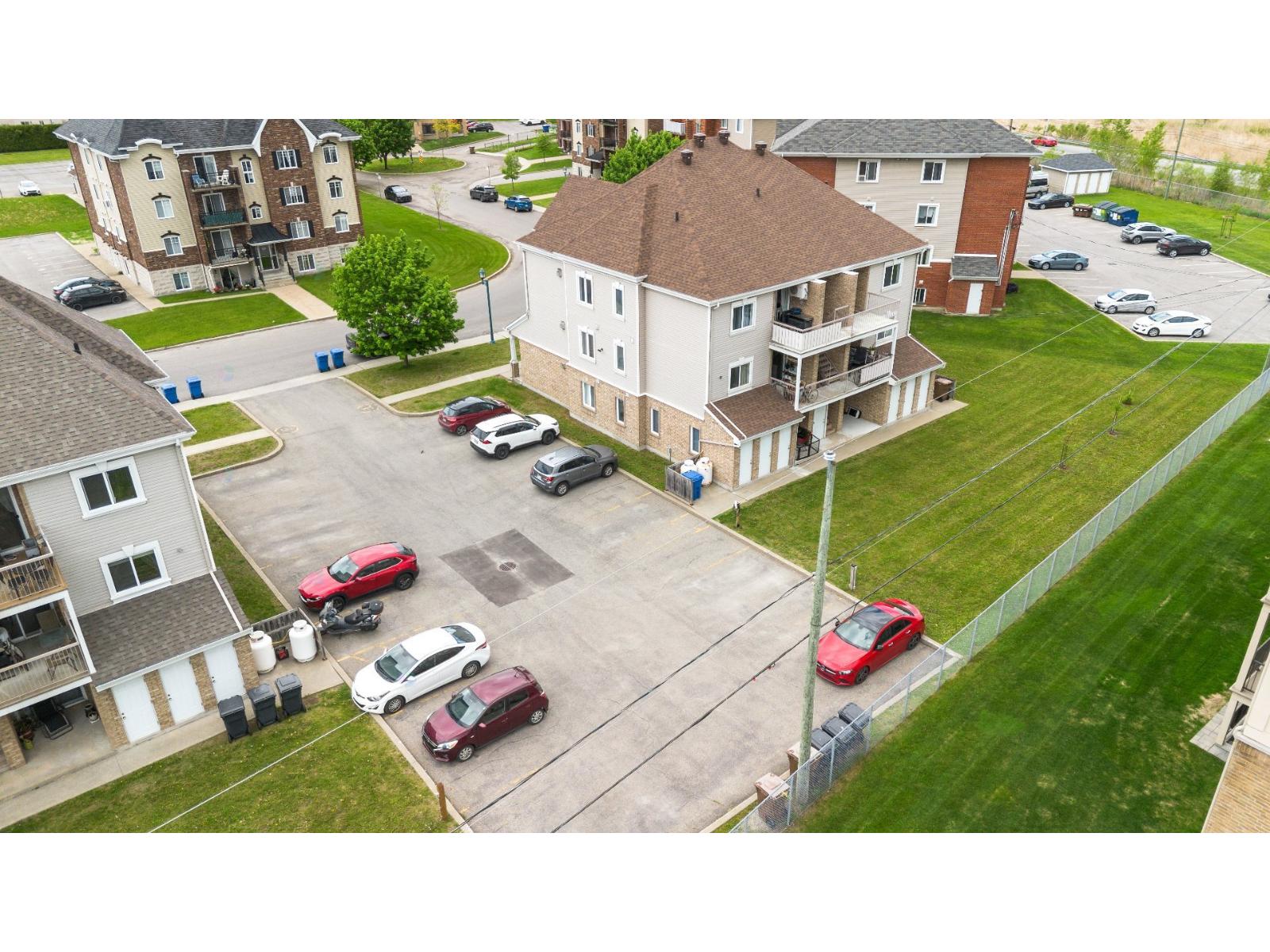 340 Rue Dalpé|#4 Mascouche Quebec Canada J7K0B2 2