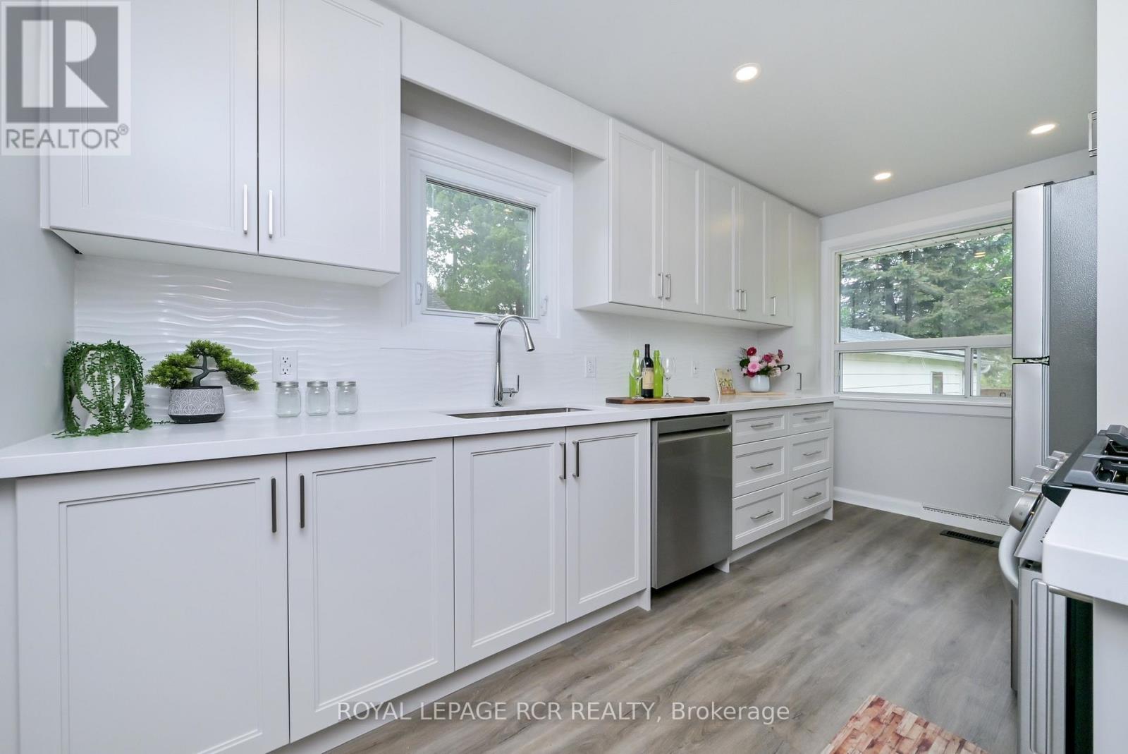 12 Maple Avenue E, New Tecumseth, Ontario  L0G 1A0 - Photo 6 - N13854542