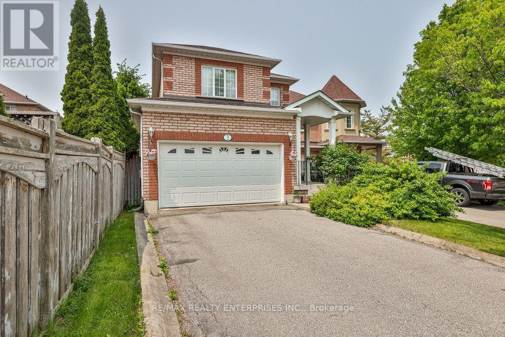 3 JACK KENNY COURT Caledon (Bolton West) Ontario Canada L7E2M5 3