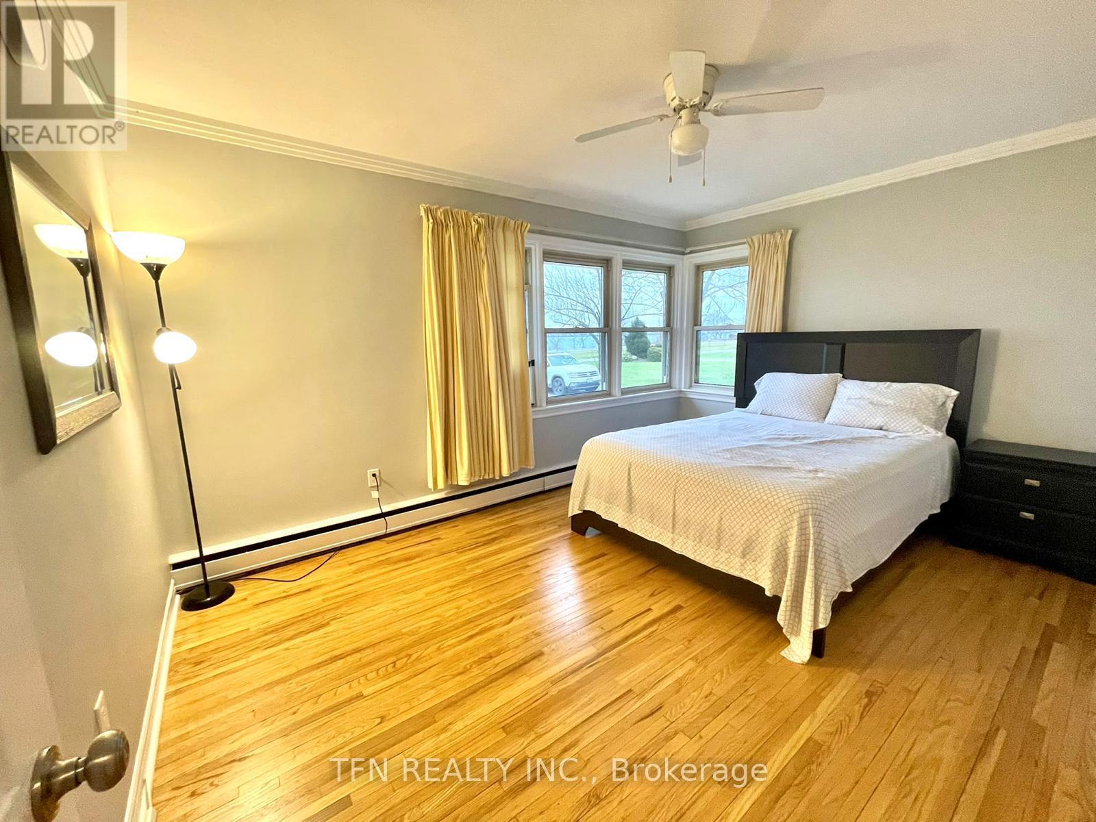 1301 Niagara River Parkway, Fort Erie, Ontario  L2A 5M4 - Photo 12 - X13851040