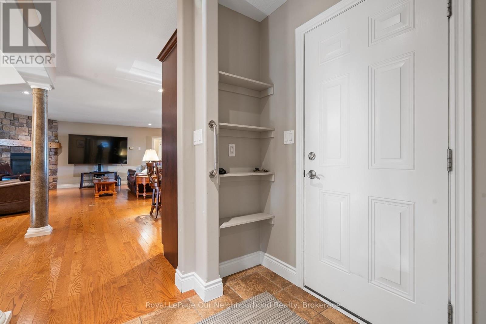 A - 106 12th Avenue, Hanover, Ontario  N4N 3T9 - Photo 15 - X13854746