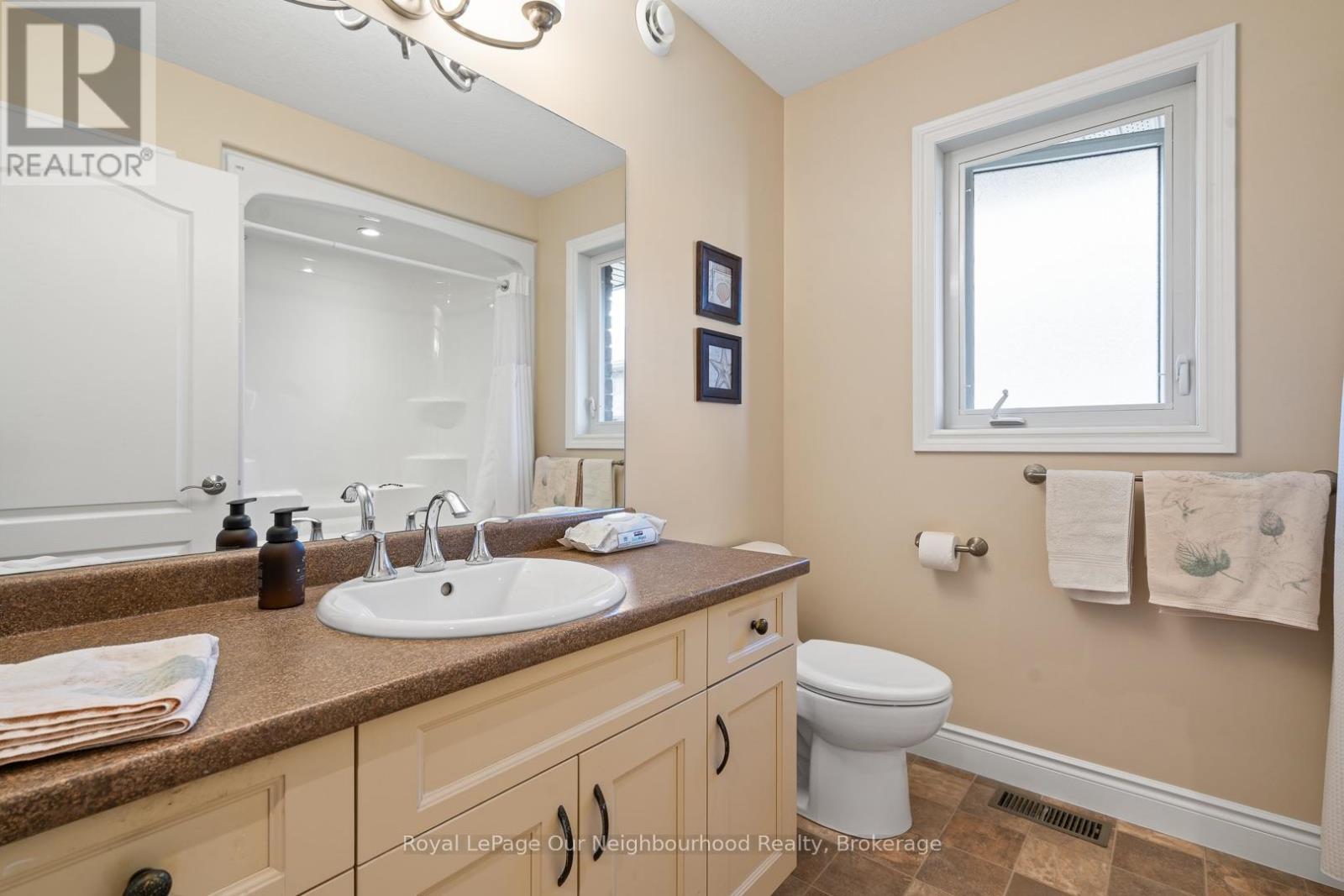 A - 106 12th Avenue, Hanover, Ontario  N4N 3T9 - Photo 22 - X13854746