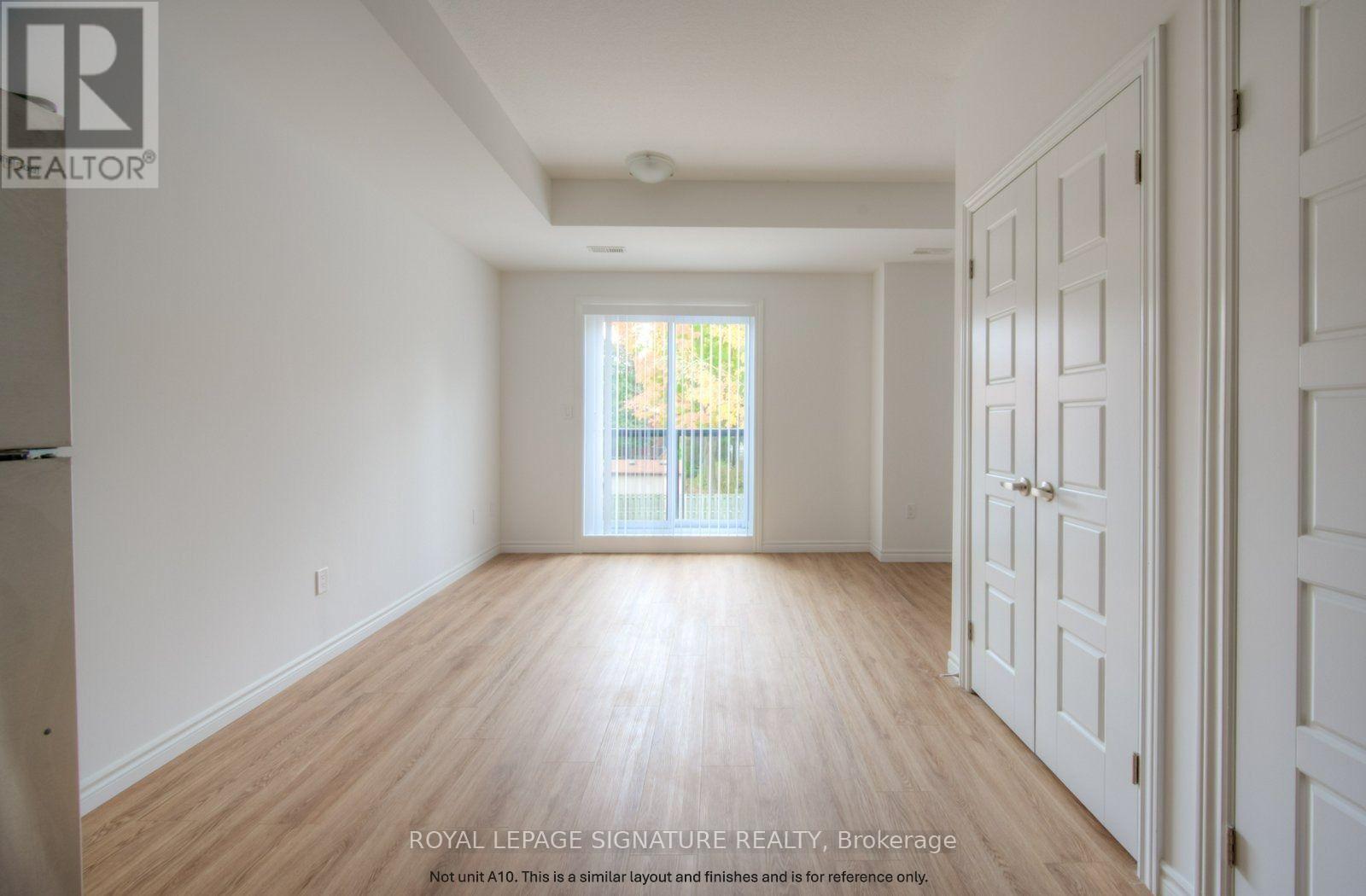 B5 - 374 Prospect Avenue, Kitchener, Ontario  N2A 0L2 - Photo 3 - X13854846