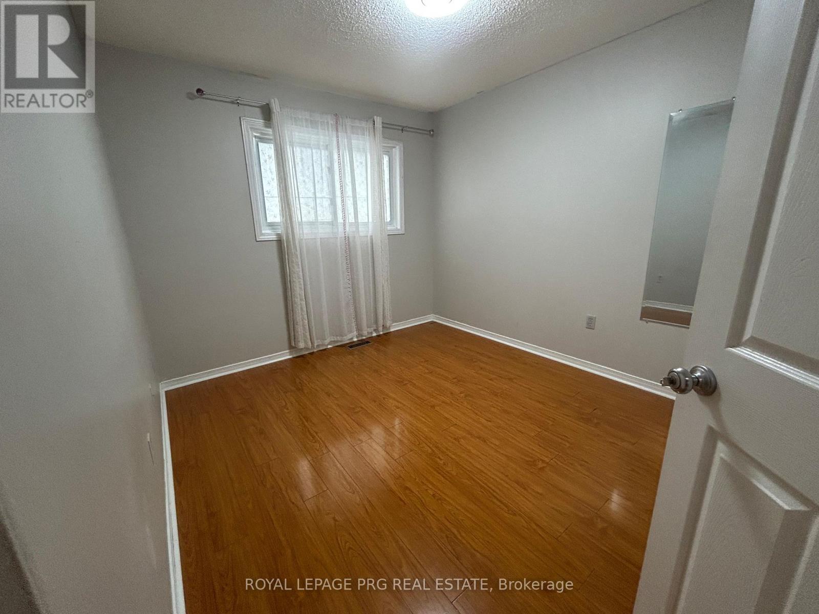 126 Rainforest Drive N, Brampton, Ontario  L6R 1A5 - Photo 9 - W13823178