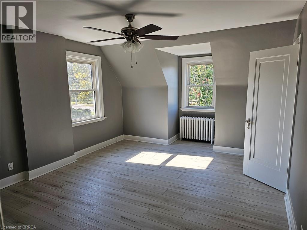 326 Erie Avenue, Brantford, Ontario  N3S 2H8 - Photo 8 - 40867429