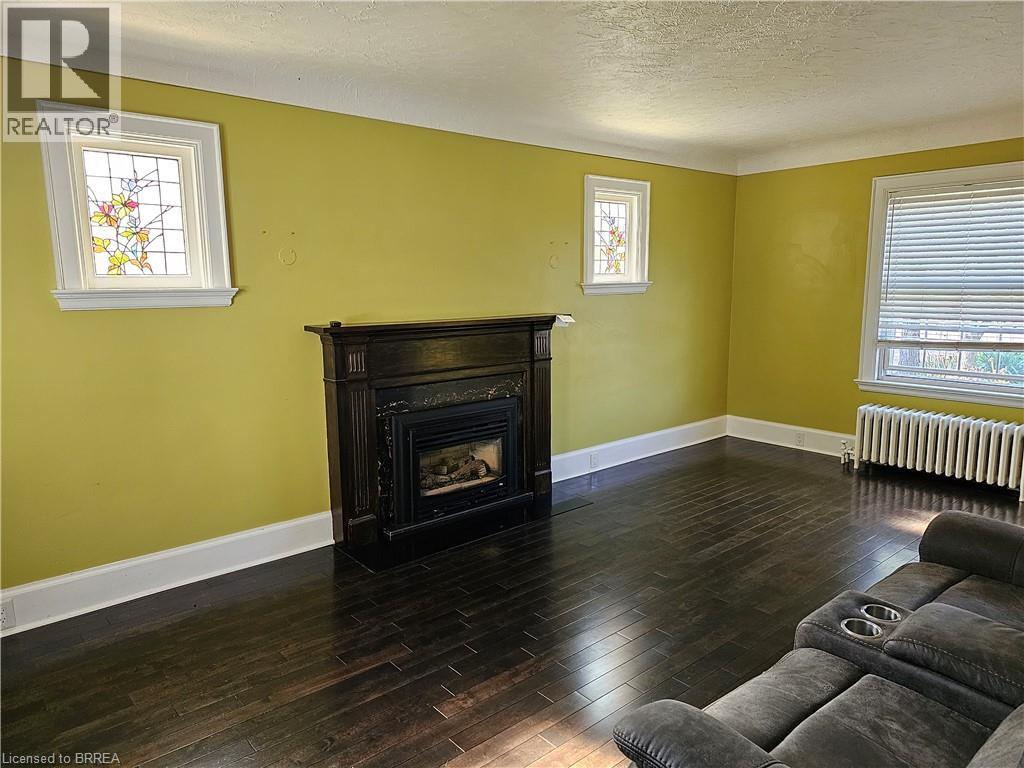 326 Erie Avenue, Brantford, Ontario  N3S 2H8 - Photo 5 - 40867429
