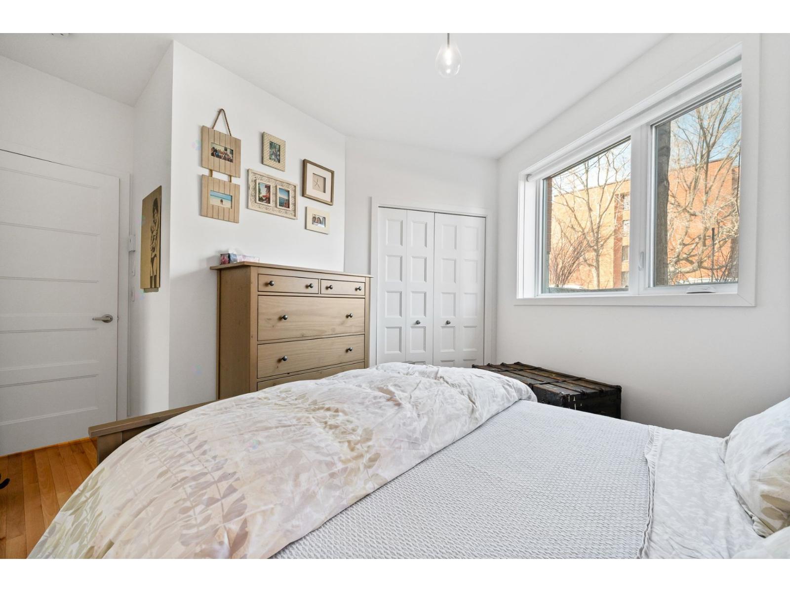 4855 Rue St-Ambroise|#004 Montréal (Le Sud-Ouest) Quebec Canada H4C2E8 5